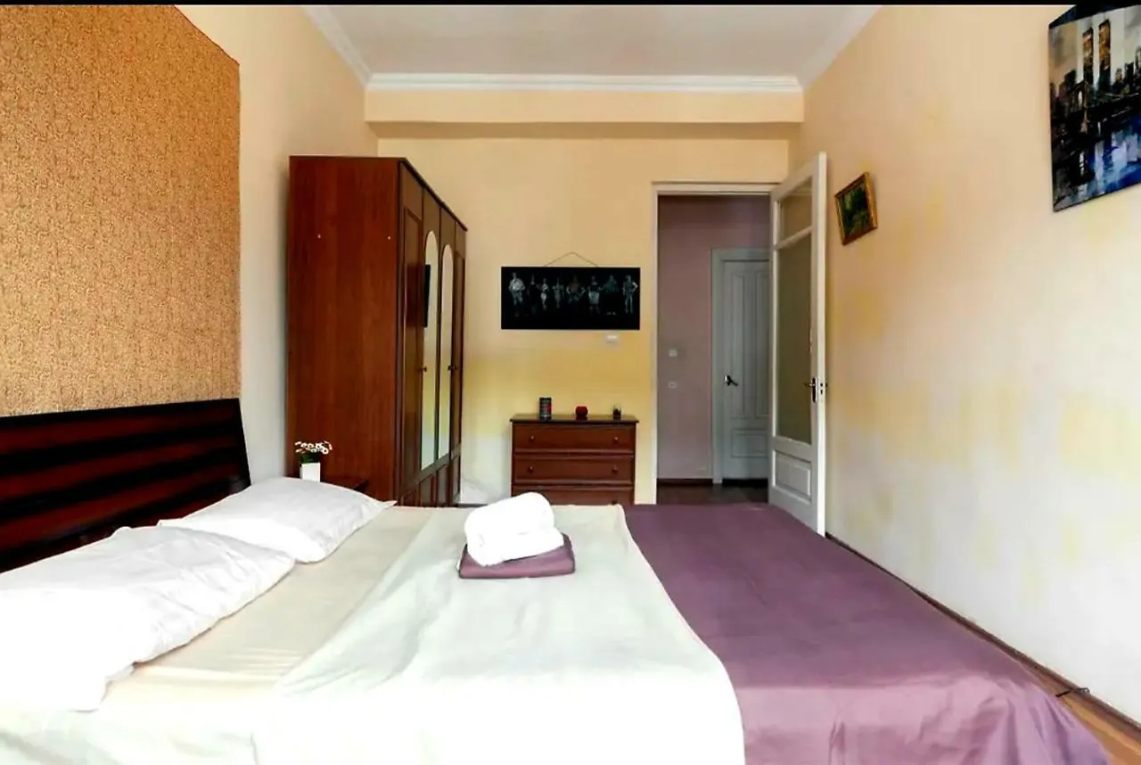 Tornike'S Apartment Тбилиси 0*,